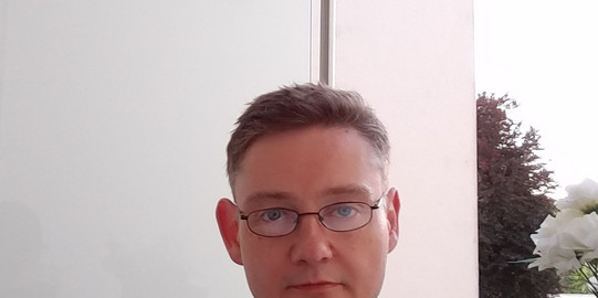 Portrait von Jörg Bünemann